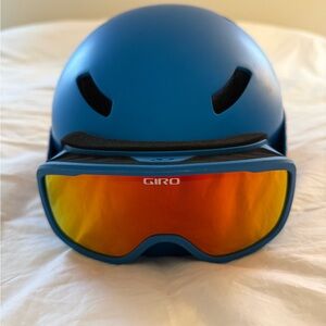 Giro Youth MIPS Crue Snow Helmet + Goggles